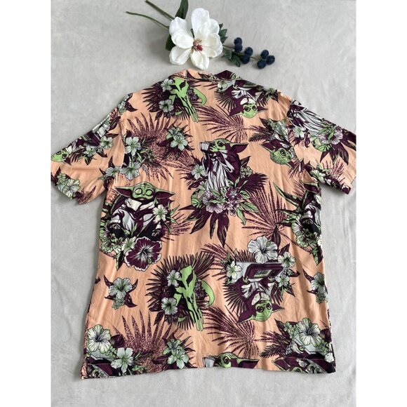Star Wars Mens XL Hawaiian Shirt Grogu Baby Yoda Floral Print Peach & Green - Picture 2 of 8